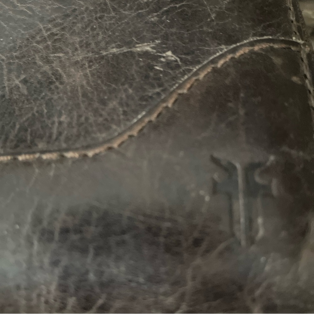 Frye Melissa Zip Around Wallet Distressed Leather -Dark Brown- $158 - Picture 11 of 15